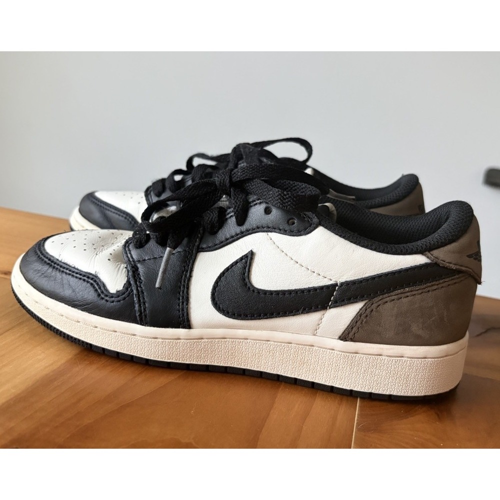 Jordan Air Jordan 1 Retro Low OG Mocha Youth Size 5 Boys Girls Black Brown EUC